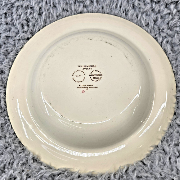 Vintage Wedgwood Williamsburg Aviary Soup Bowl 8" Birds England Commmemorative - Picture 10 of 10